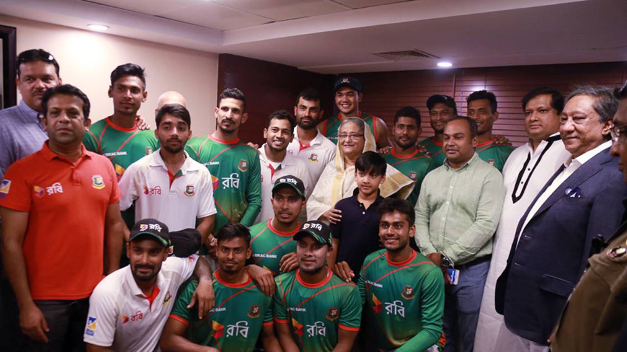 Bangladesh players and support staff pose with Prime Minister Sheikh Hasina and BCB President Nazmul Hasan, Bangladesh v Australia, 1st Test, Mirpur, 4th day, August 30, 2017