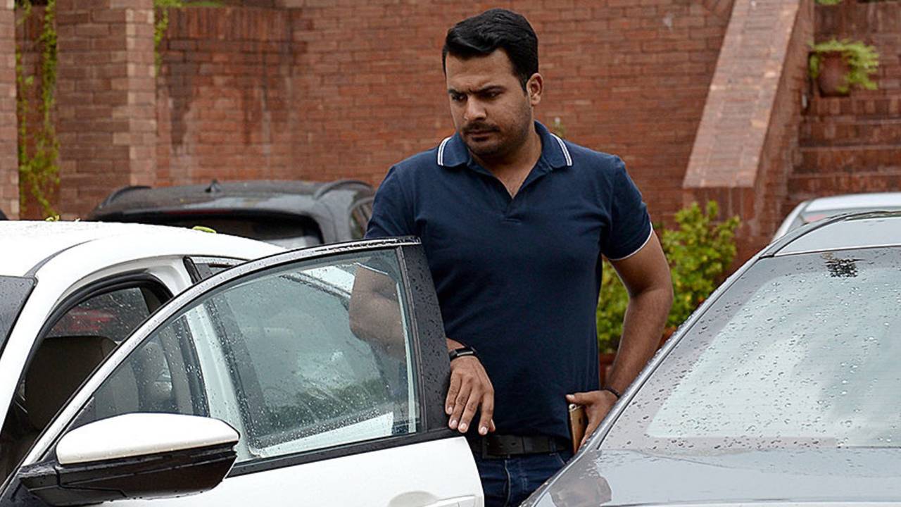 Sharjeel Khan arrives to attend an anti-corruption tribunal meeting in Lahore, August 30, 2017