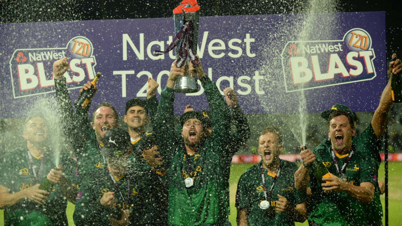 The Notts team with the trophy, Birmingham v Nottinghamshire, NatWest Blast final, Edgbaston, September 2, 2017
