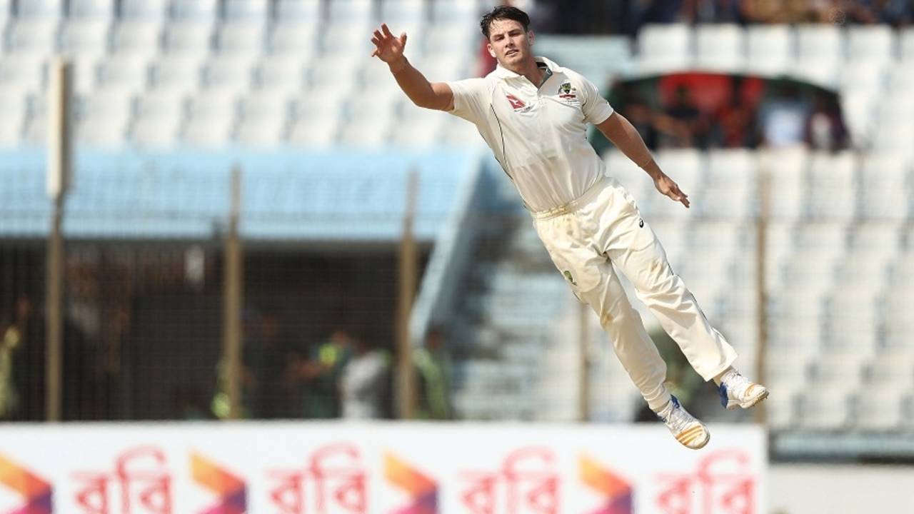 Hilton Cartwright takes flight, Bangladesh v Australia, 2nd Test, Chittagong, 1st day, September 4, 2017