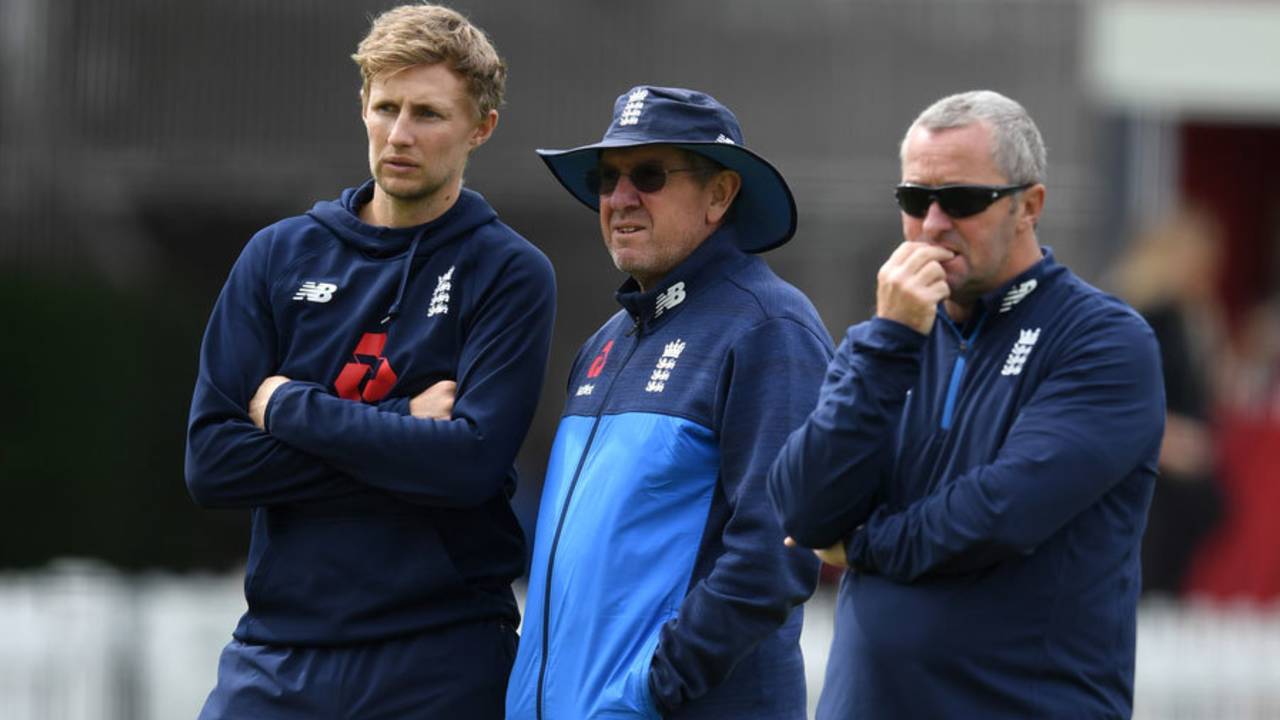 Joe Root, Trevor Bayliss and Paul Farbrace watch on during England nets, Lord's, September 6, 2017