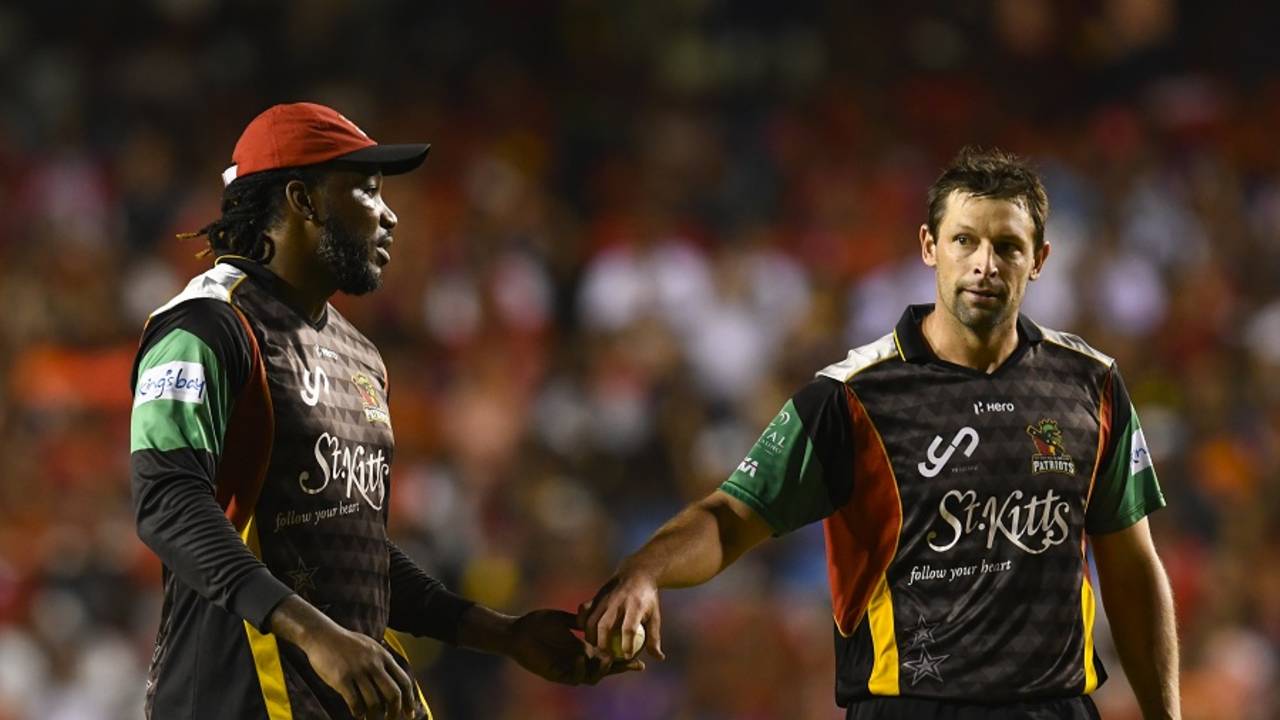 Chris Gayle handed Ben Hilfenhaus duties for the 19th over, Trinbago Knight Riders v St Kitts and Nevis Patriots, CPL 2017, final, Tarouba, September 9, 2017
