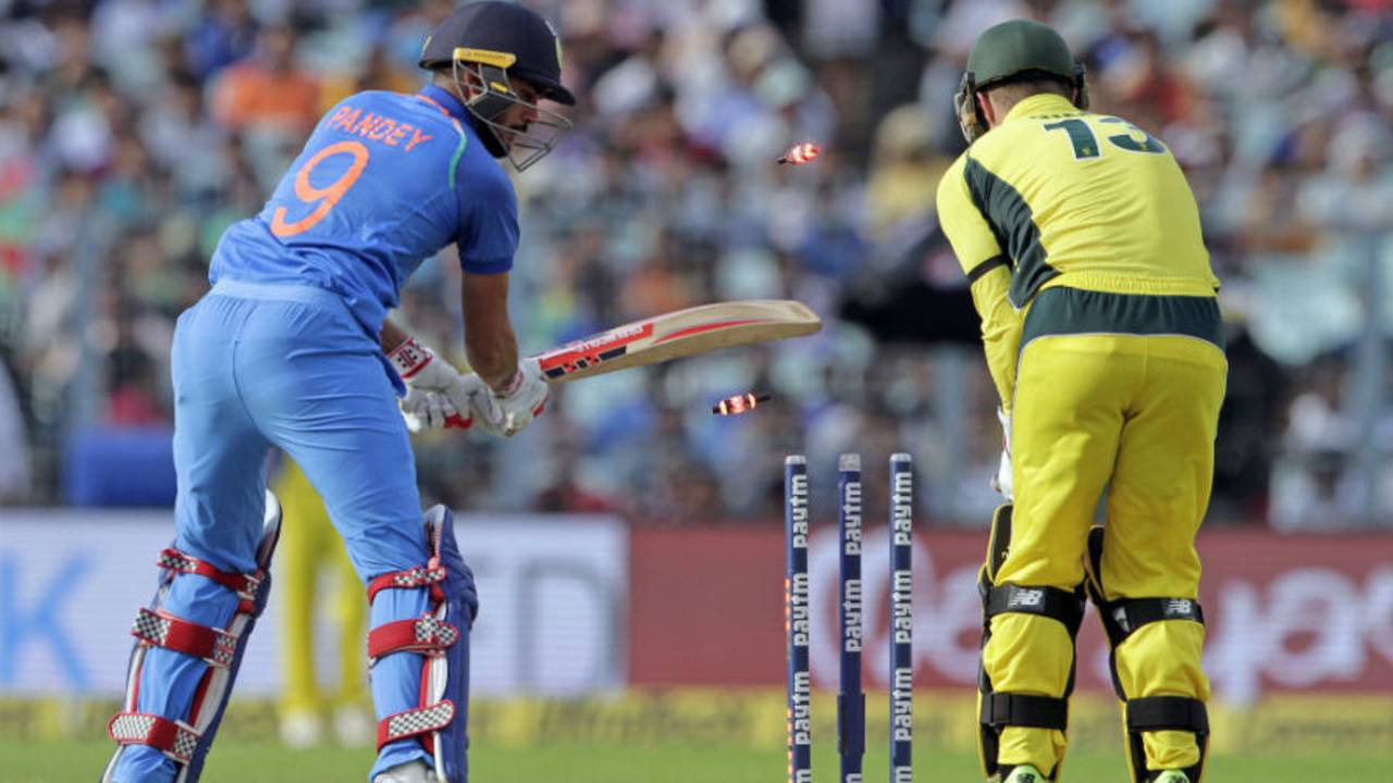 Manish Pandey was beaten by a quicker delivery from Ashton Agar, India v Australia, 2nd ODI, Kolkata, September 21, 2017