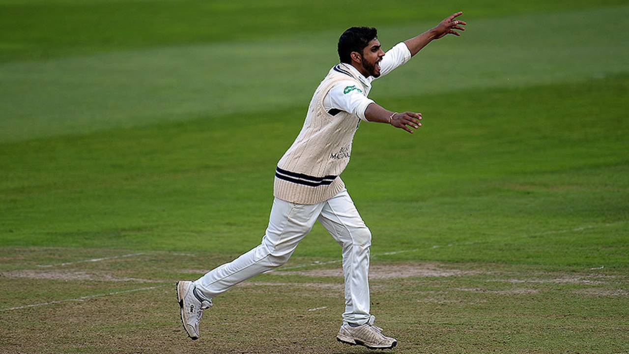 Ravi Patel claims another wicket, Somerset v Middlesex, Specsavers Championship Division One, Taunton, September 25, 2017