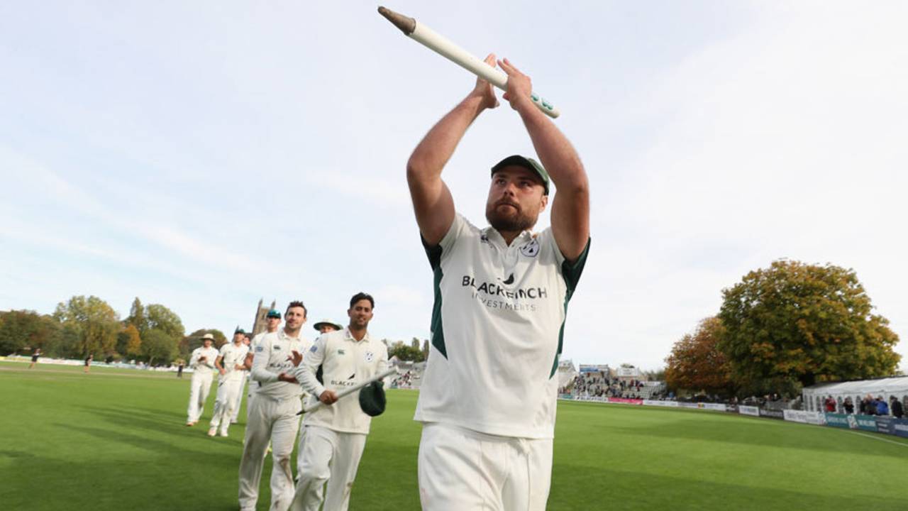 Joe Leach leads his team off after securing victory, Worcestershire v Durham, Specsavers Championship, Division Two, New Road, September 28, 2017