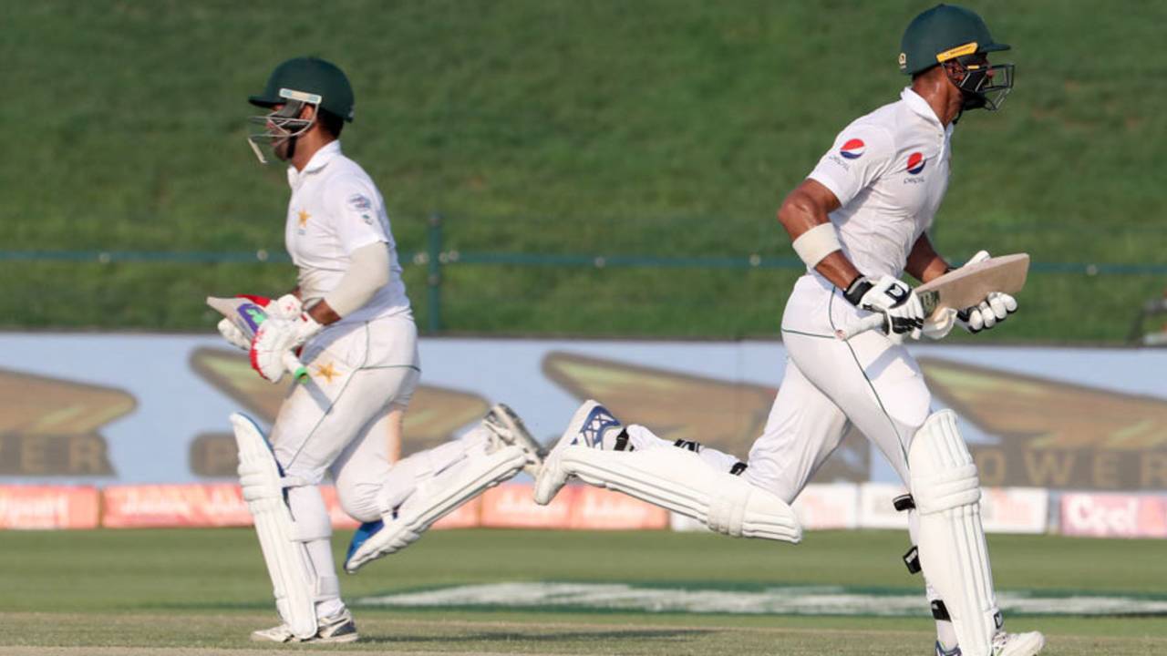 Sami Aslam and Shan Masood run between the wickets, Pakistan v Sri Lanka, 1st Test, 2nd day, Abu Dhabi, 29 September, 2017