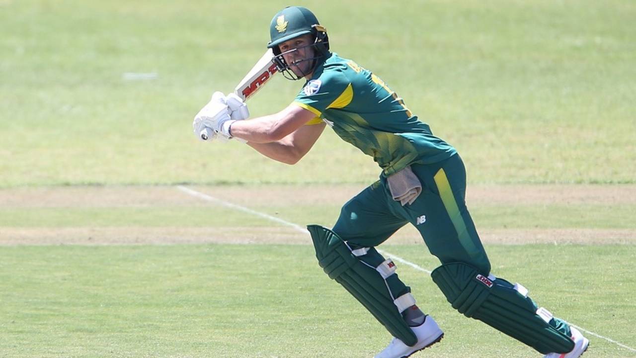 AB de Villiers marked his return with a 68-ball hundred, South Africa v Bangladesh, 2nd ODI, Paarl, October 18, 2017