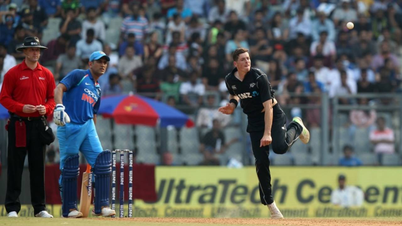 Mitchell Santner performed an admirable job as the lone spinner, India v New Zealand, 1st ODI, Mumbai, October 22, 2017