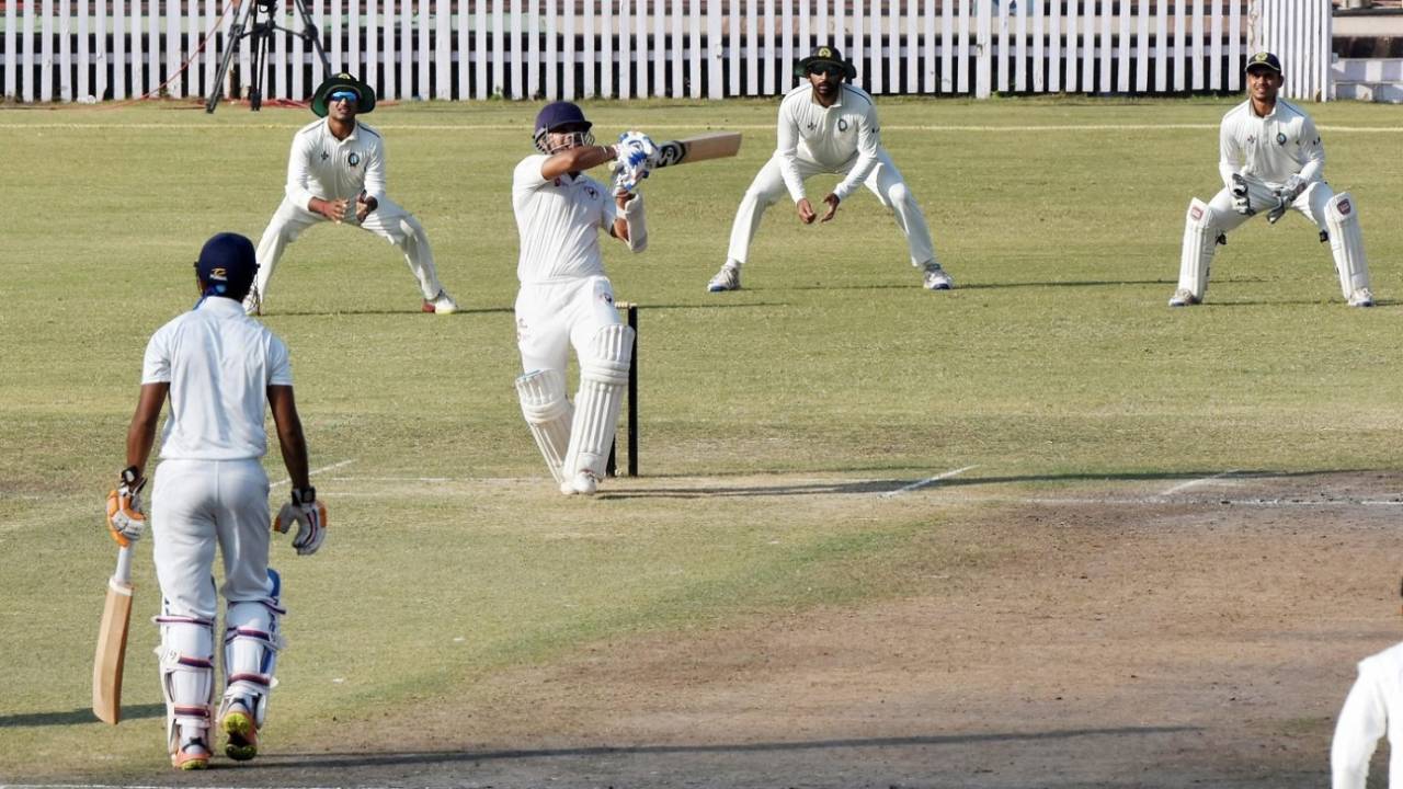 Samit Gohel pulls the ball, Jharkhand v Gujarat, Ranji Trophy 2017-18, Group B, Jharkhand, November 25, 2017