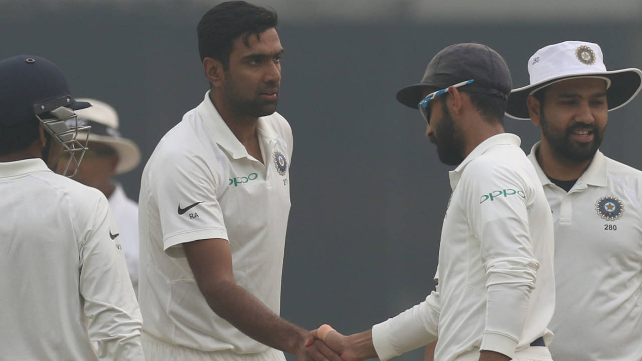 R Ashwin is congratulated by Ajinkya Rahane upon dismissing Angelo Mathews, India v Sri Lanka, 3rd Test, Delhi, 3rd day, December 4, 2017
