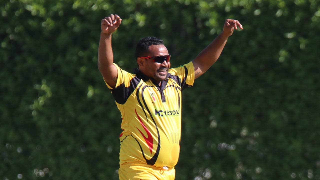 Mahuru Dai celebrates a wicket