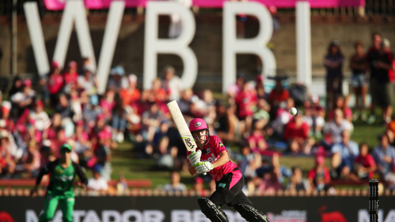 The WBBL is underway, Melbourne Stars v Sydney Sixers, WBBL 2017-18, Sydney, December 9, 2017
