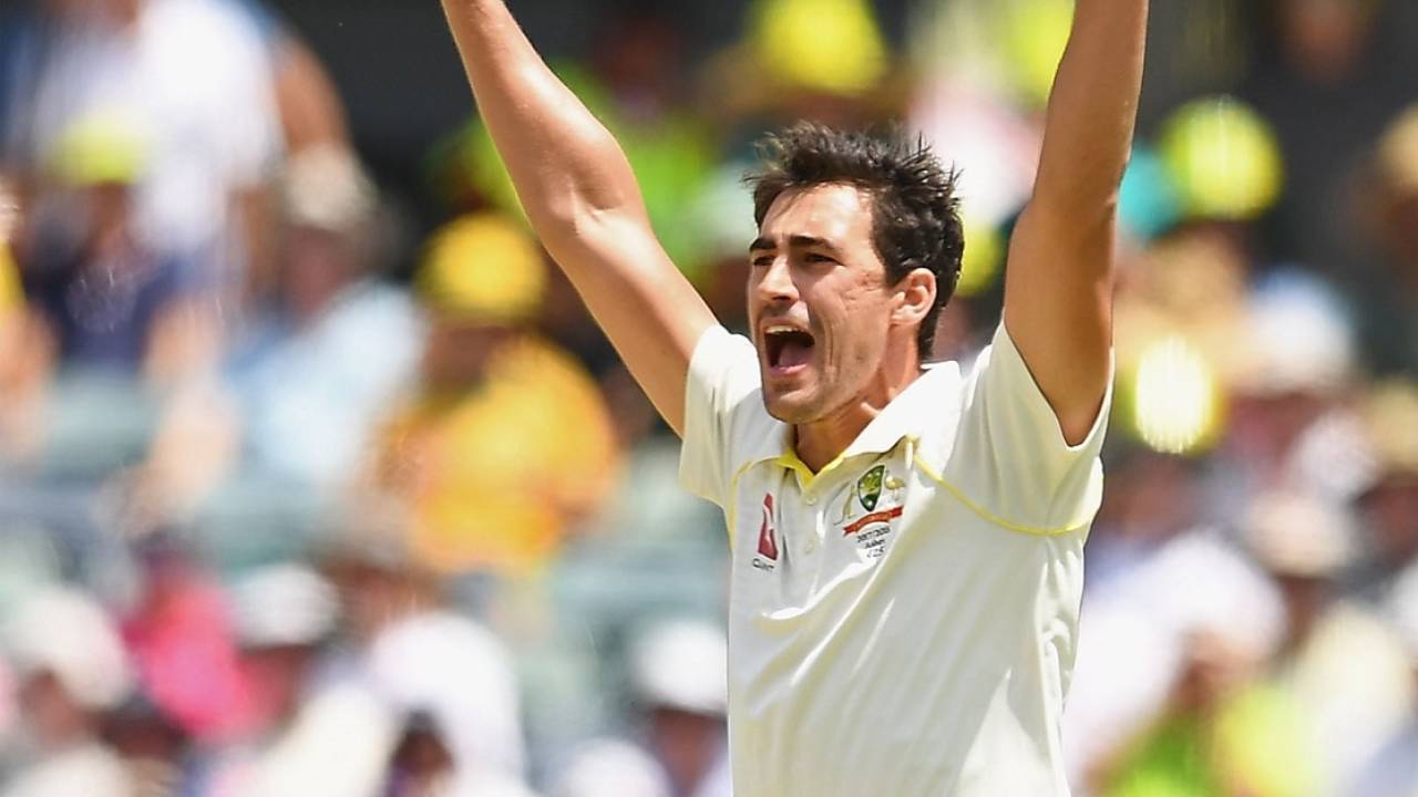 Mitchell Starc belts out an appeal for lbw, Australia v England,  3rd Test, Perth, 2nd day, December 15, 2017