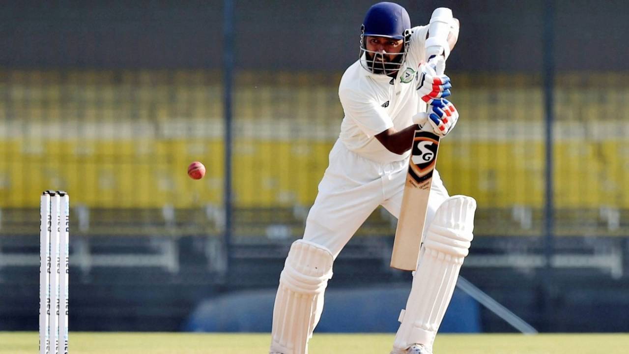 Wasim Jaffer opens his bat face to play square on the off side, Vidarbha v Delhi, Ranji Trophy 2017-18 final, Indore, 3rd day, December 31, 2017