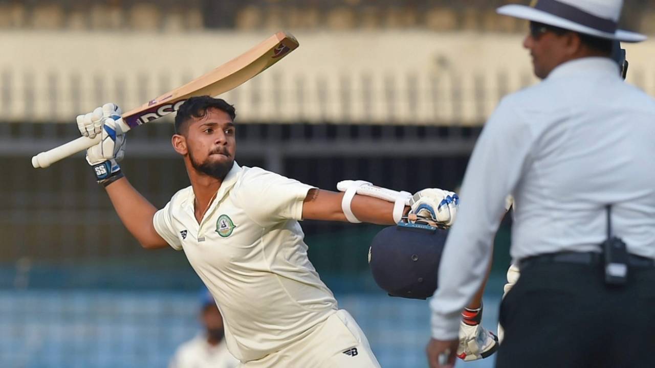 Siddhesh Neral was ecstatic after getting to fifty, Vidarbha v Delhi, Ranji Trophy 2017-18 final, Indore, 3rd day, December 31, 2017