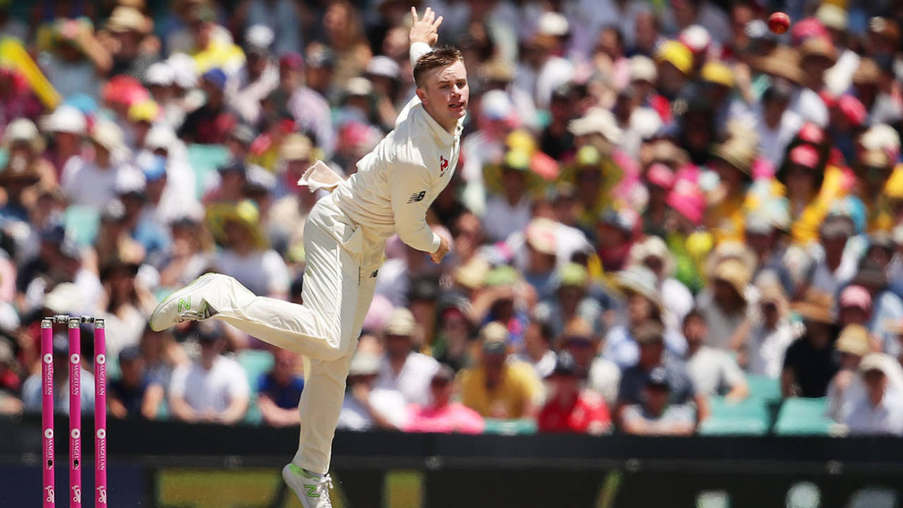 Mason Crane in action on his Test debut, Australia v England, 5th Ashes Test, Sydney, 2nd day, January 5, 2018