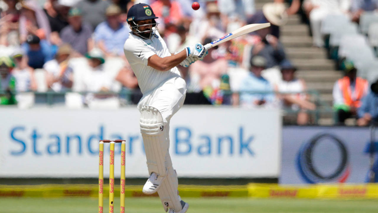 Rohit Sharma mistimes a pull, South Africa v India, 1st Test, Cape Town, 2nd day, January 6, 2018