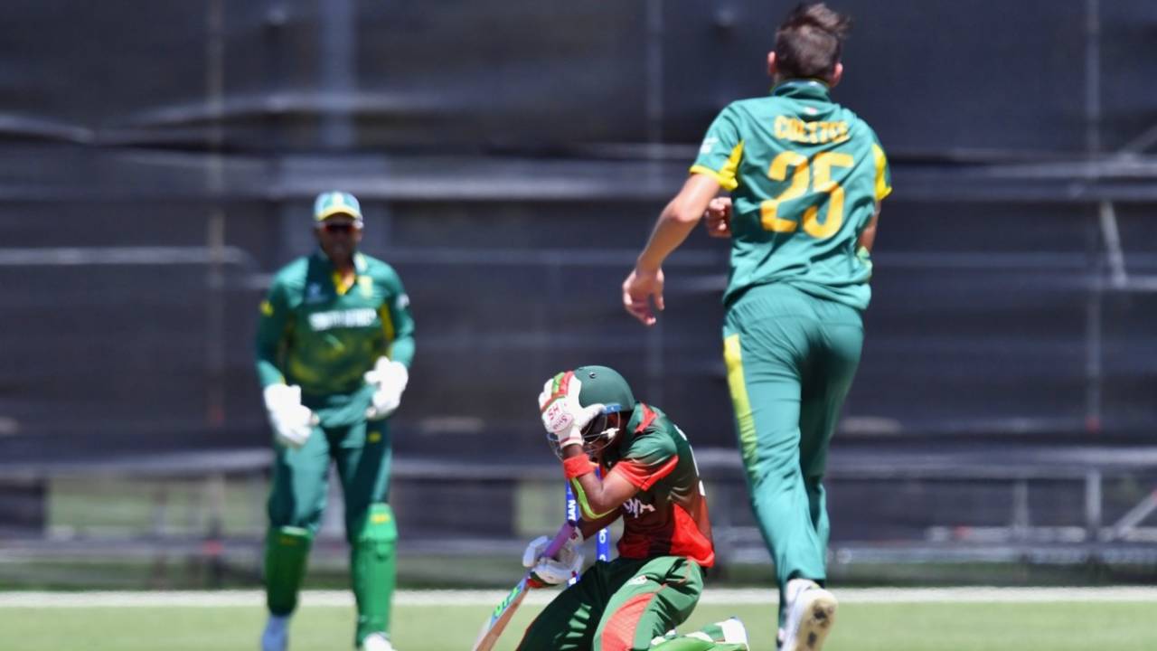 Aman Gandhi is struck on the helmet by Gerald Coetzee, South Africa v Kenya, U-19 World Cup, Lincoln, January 14, 2018