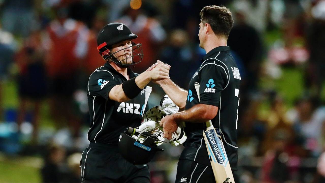 Henry Nicholls and Colin de Grandhomme celebrate New Zealand's win, New Zealand v Pakistan, 4th ODI, Hamilton, January 16, 2018