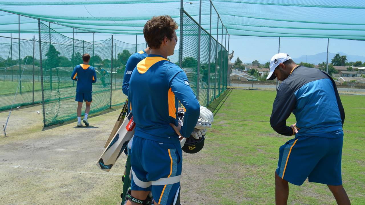 Robin Peterson works with some of the South Africa Under-19 squad at training