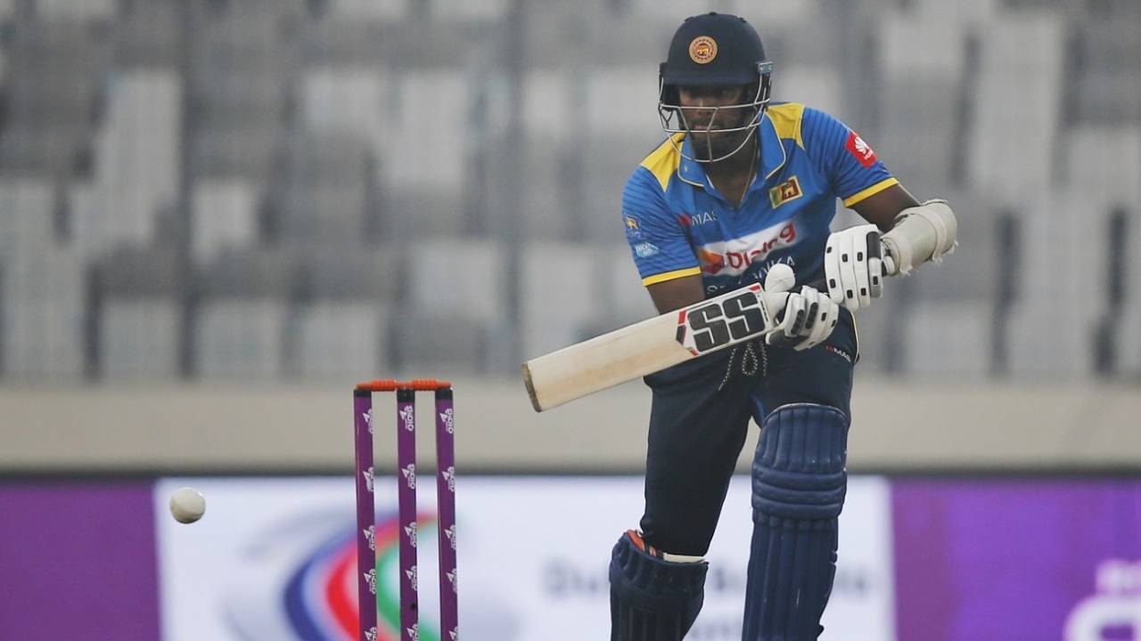Angelo Mathews plays through the off side, Sri Lanka v Zimbabwe, tri-series, Mirpur, January 17, 2018