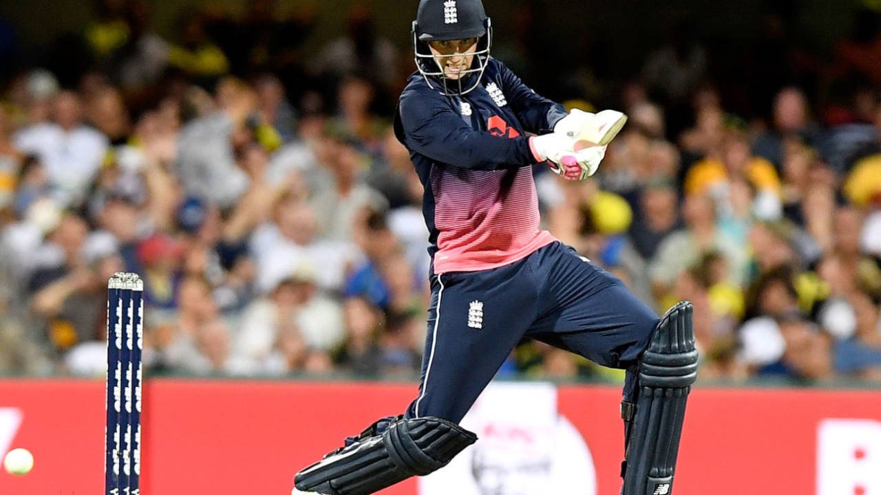 Joe Root guided the chase as wickets fell, Australia v England, 2nd ODI, Brisbane, January 19, 2018