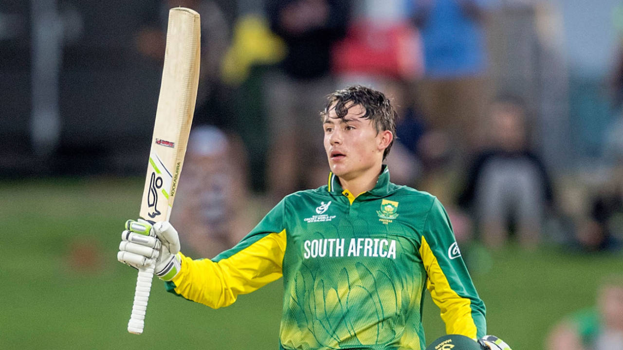 Hermann Rolfes celebrates his century, New Zealand v South Africa, Under-19 World Cup, Group A, Mount Maunganui, January 20, 2018
