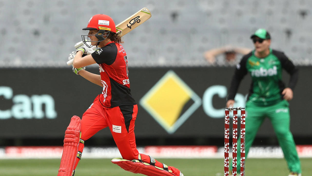 Amy Satterthwaite earned a Super Over with a last-ball six, Melbourne Stars v Melbourne Renegades, WBBL, Melbourne, January 20, 2018