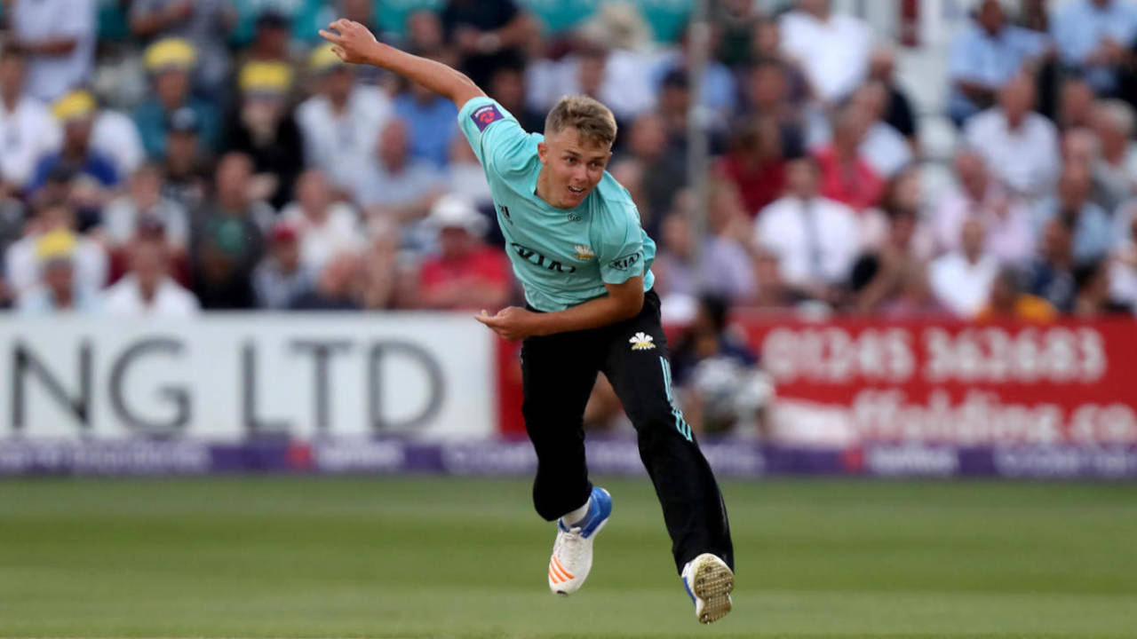 Sam Curran bowls for Surrey, Essex v Surrey, NatWest T20 Blast, Chelmsford, July 7, 2017