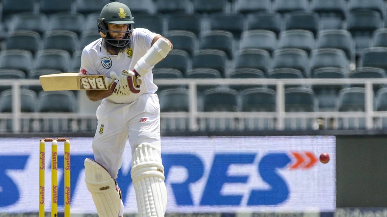 Hashim Amla shapes up to play one&nbsp;&nbsp;&bull;&nbsp;&nbsp;Getty Images