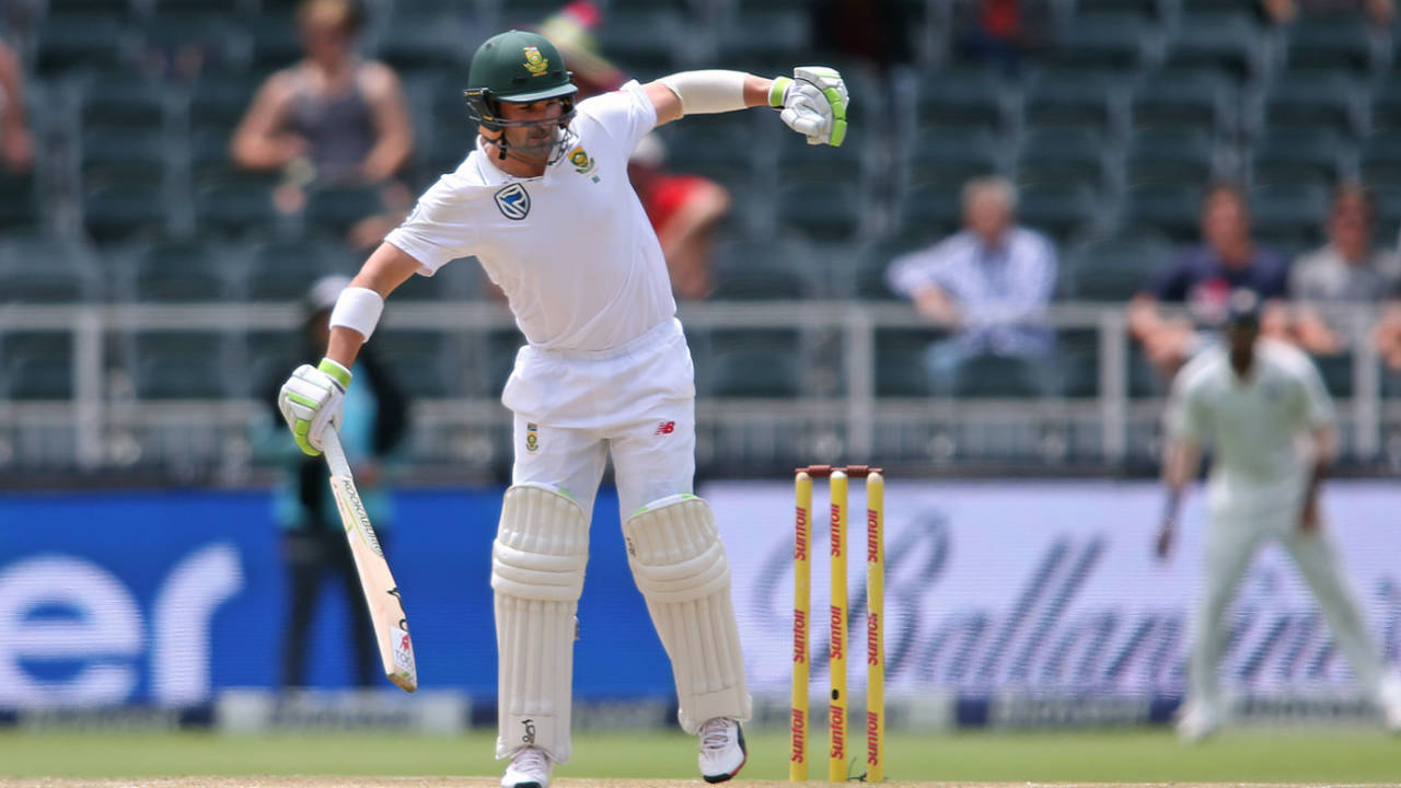 Dean Elgar gets into a tangle, South Africa v India, 3rd Test, Johannesburg, 4th day, January 27, 2018