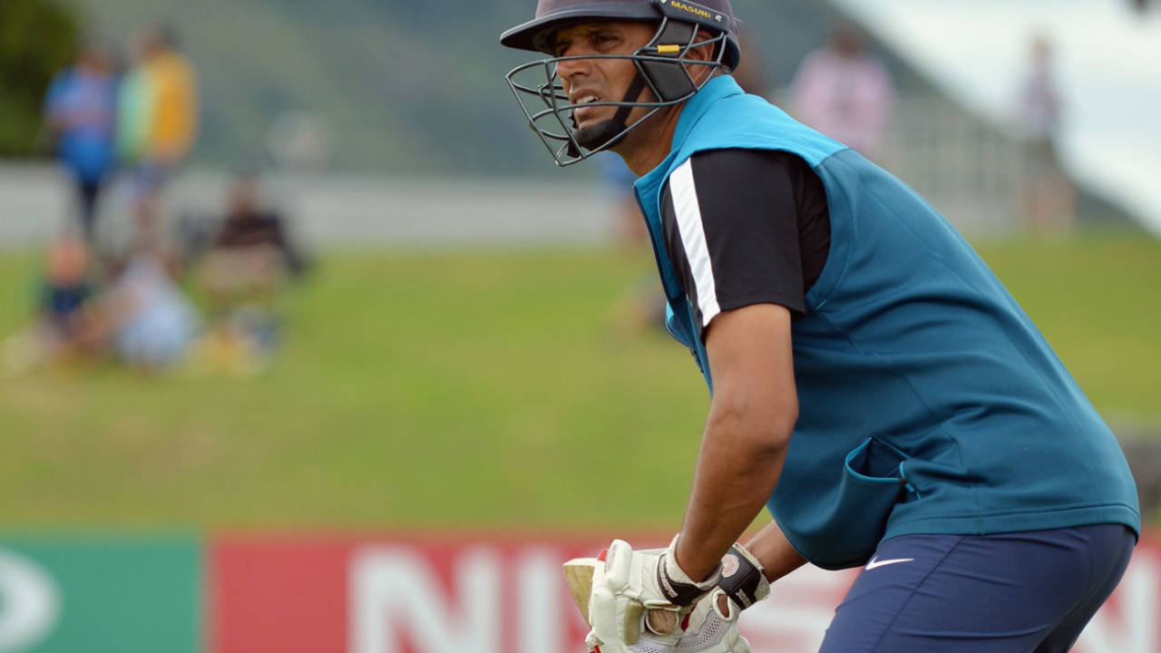 Rahul Dravid at work during the warm-up, Australia v India, Under-19 World Cup, final, Mount Maunganui, February 3, 2018