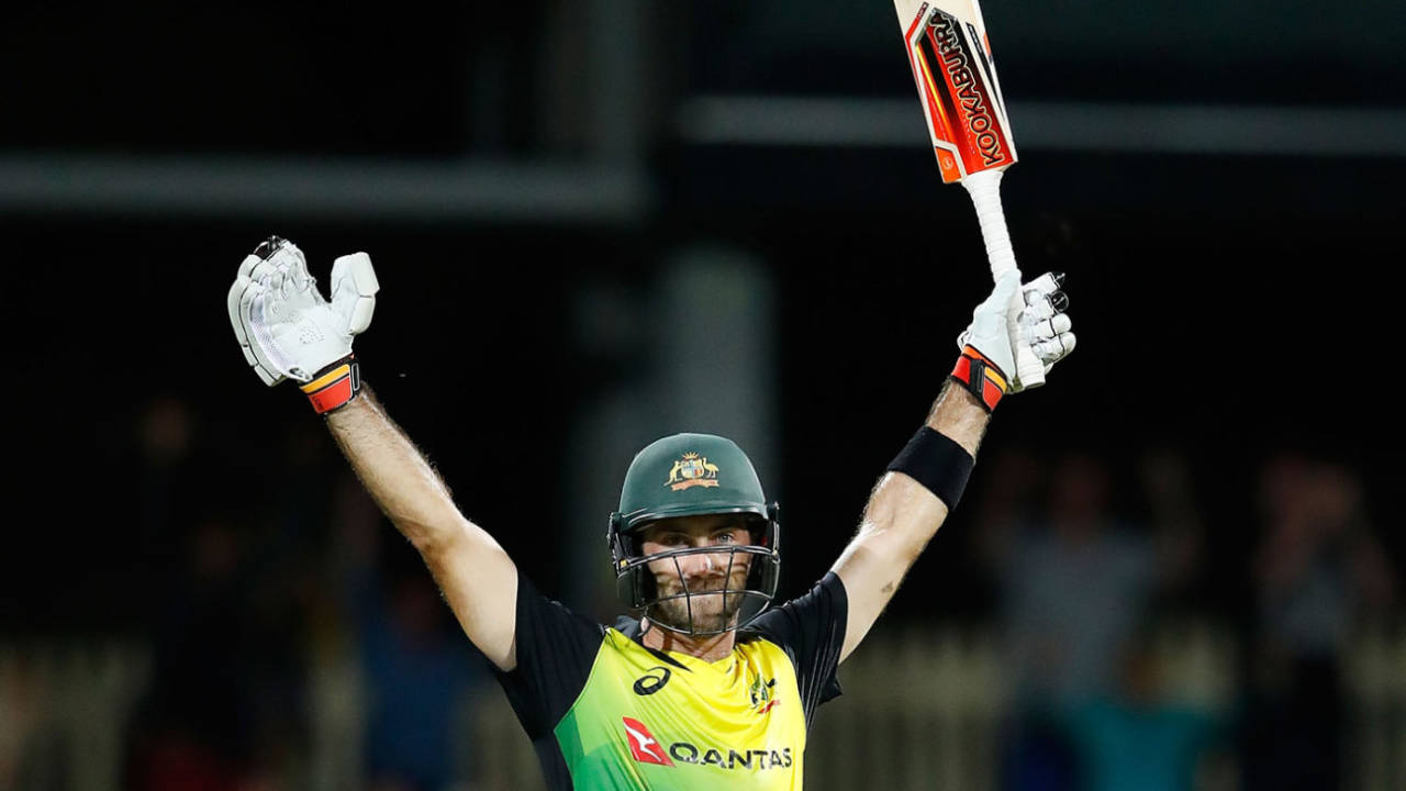 Glenn Maxwell brought up his hundred with a six that also sealed victory, Australia v England, 2nd match, T20 Tri-Series, Hobart, February 7, 2018