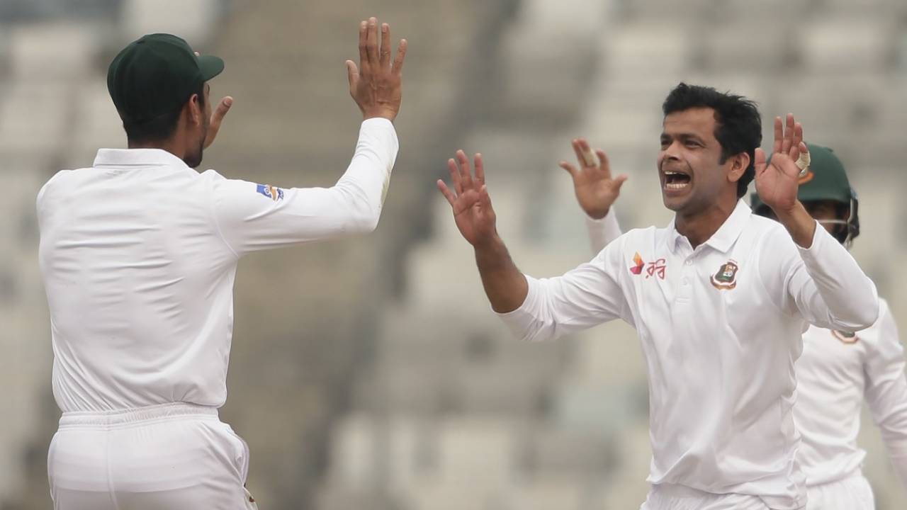 Abdur Razzak celebrates a wicket, Bangladesh v Sri Lanka, 2nd Test, Mirpur, 1st day, February 8, 2018