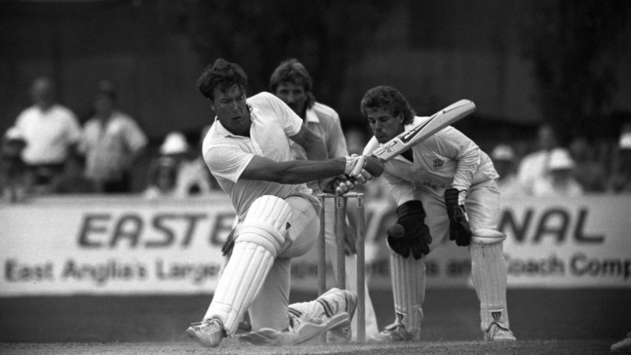 Derek Pringle sweeps, Essex v Worcestershire, third day, County Championship, August 8, 1989