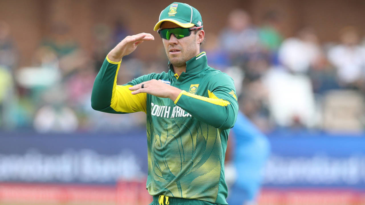 AB de Villiers gestures during play&nbsp;&nbsp;&bull;&nbsp;&nbsp;BCCI