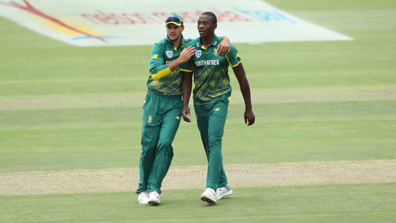 Aiden Markram and Kagiso Rabada celebrate the dismissal of Shikhar Dhawan, South Africa v India, 5th ODI, Port Elizabeth, February 13, 2018