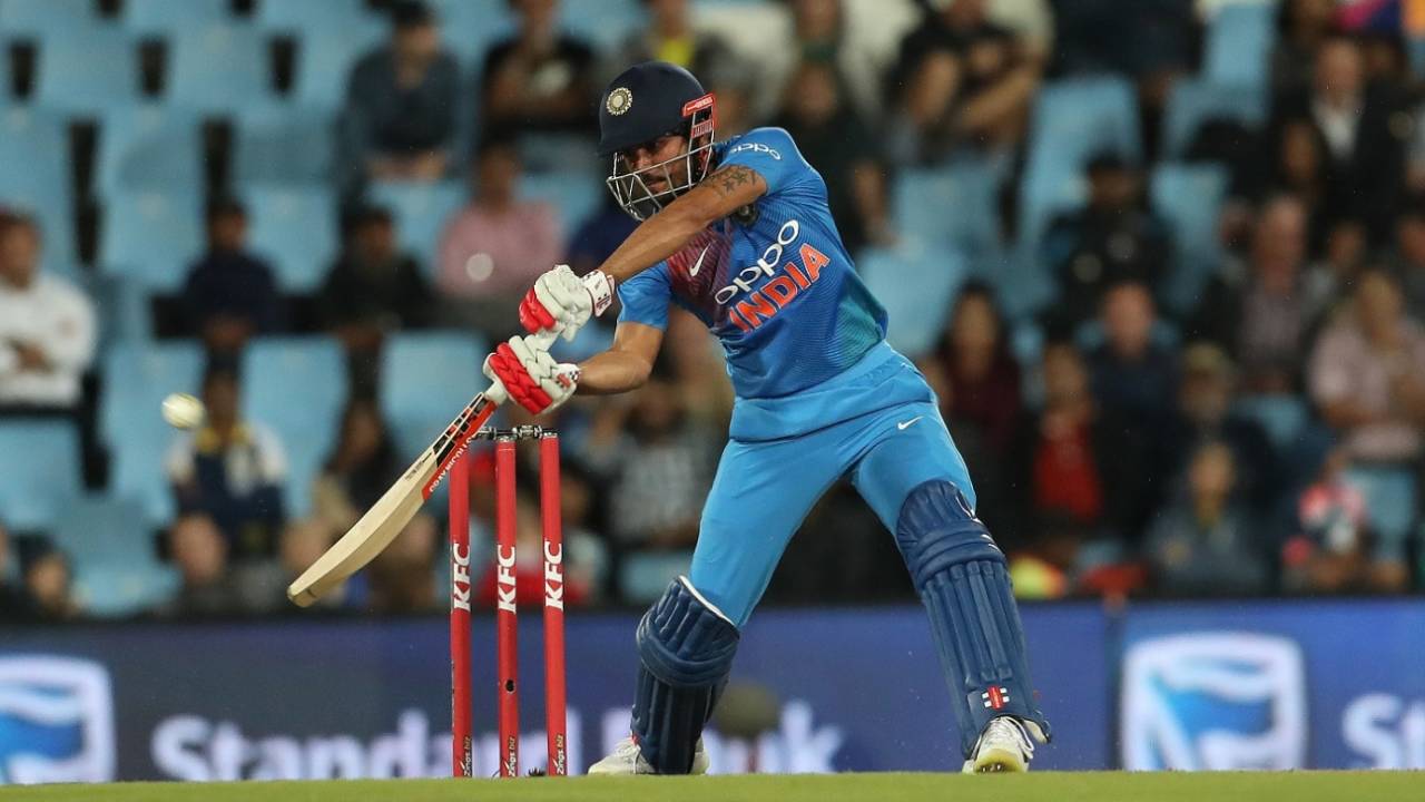 Manish Pandey carves the ball over point, South Africa v India, 2nd T20I, Centurion, February 21, 2018