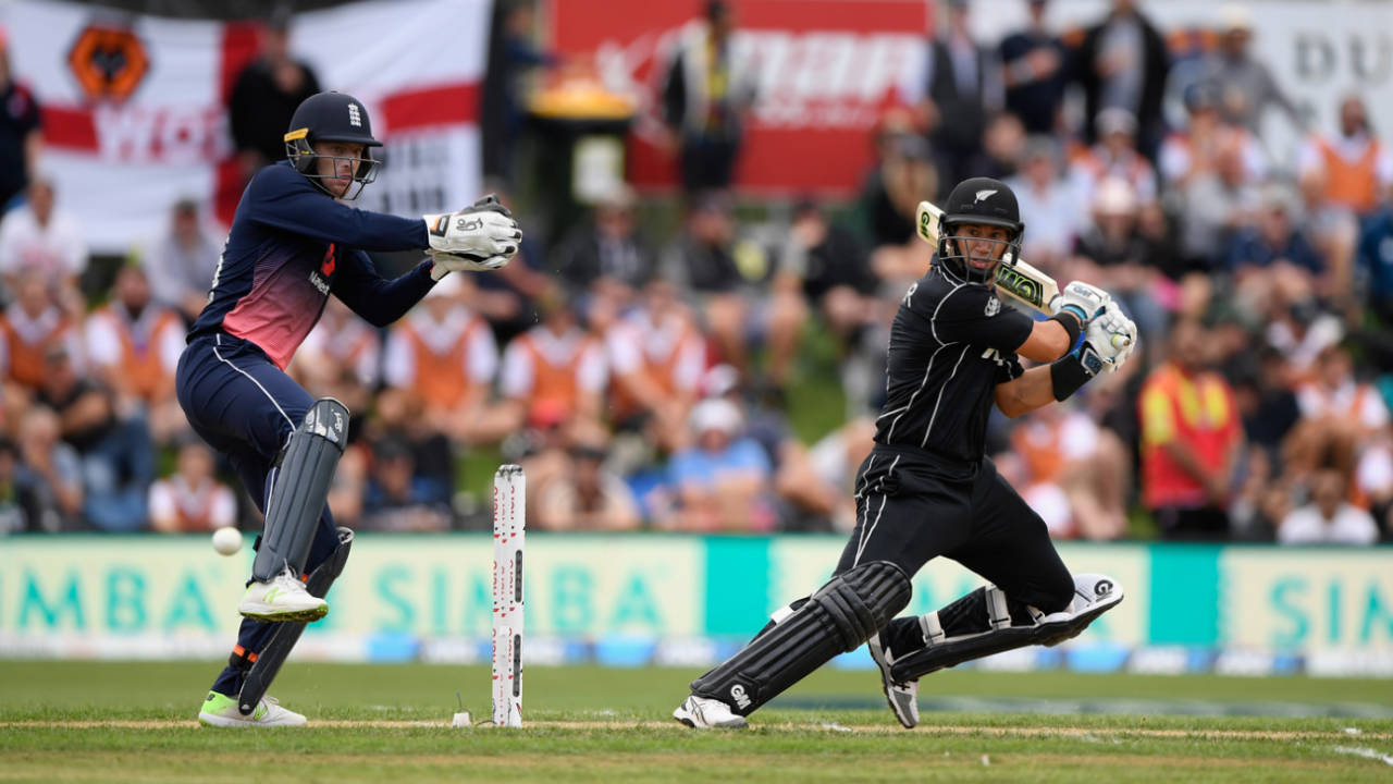 Ross Taylor cuts one away, New Zealand v England, 4th ODI, Dunedin, March 7, 2018
