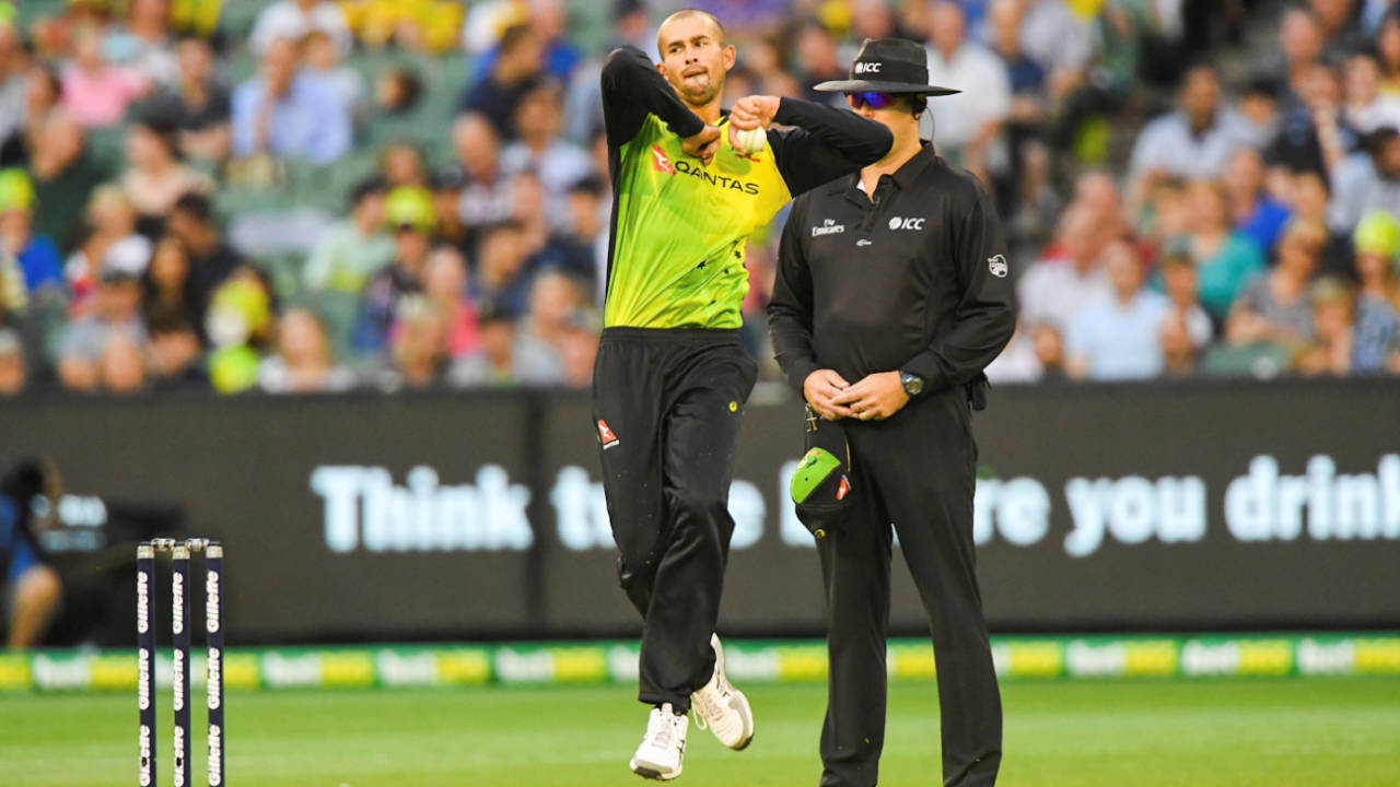 Ashton Agar in action for Australia, Australia v England, MCG, T20I, February 10, 2018