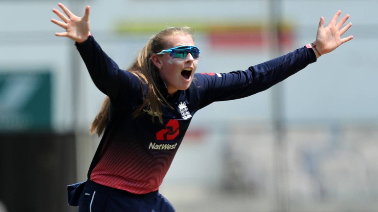 Sophie Ecclestone belts out an appeal, India v England, 2nd women's ODI, Nagpur, April 9, 2018