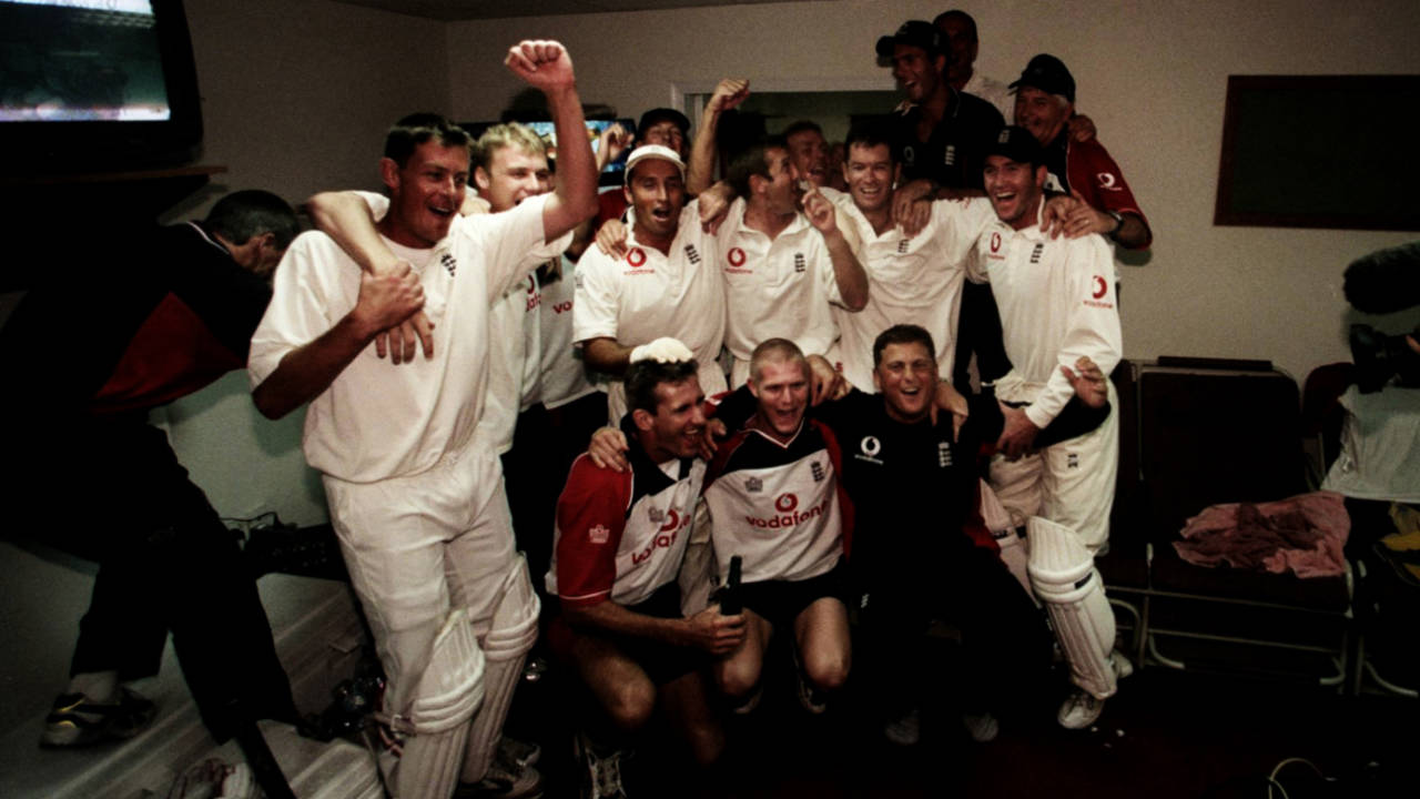 England celebrate stealing the series in 2000-01&nbsp;&nbsp;&bull;&nbsp;&nbsp;PA Photos