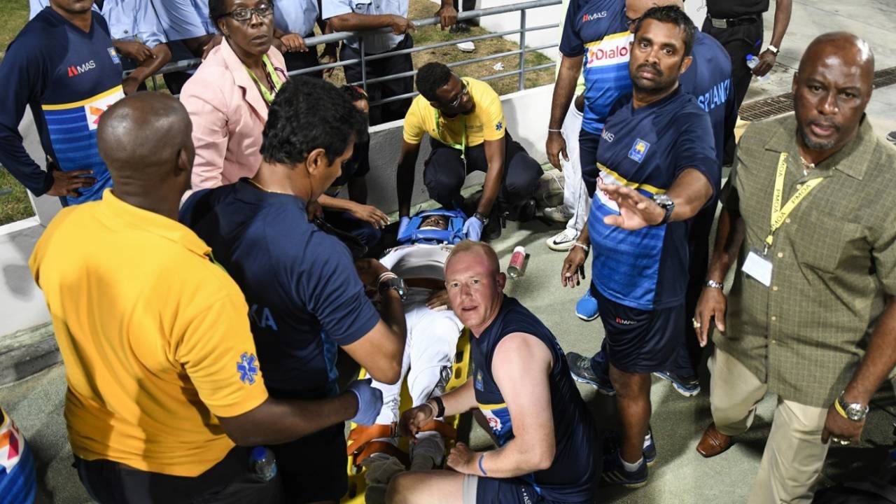 Kusal Perera was taken off the field after suffering an injury, West Indies v Sri Lanka, 3rd Test, Barbados, 3rd day, June 25, 2018
