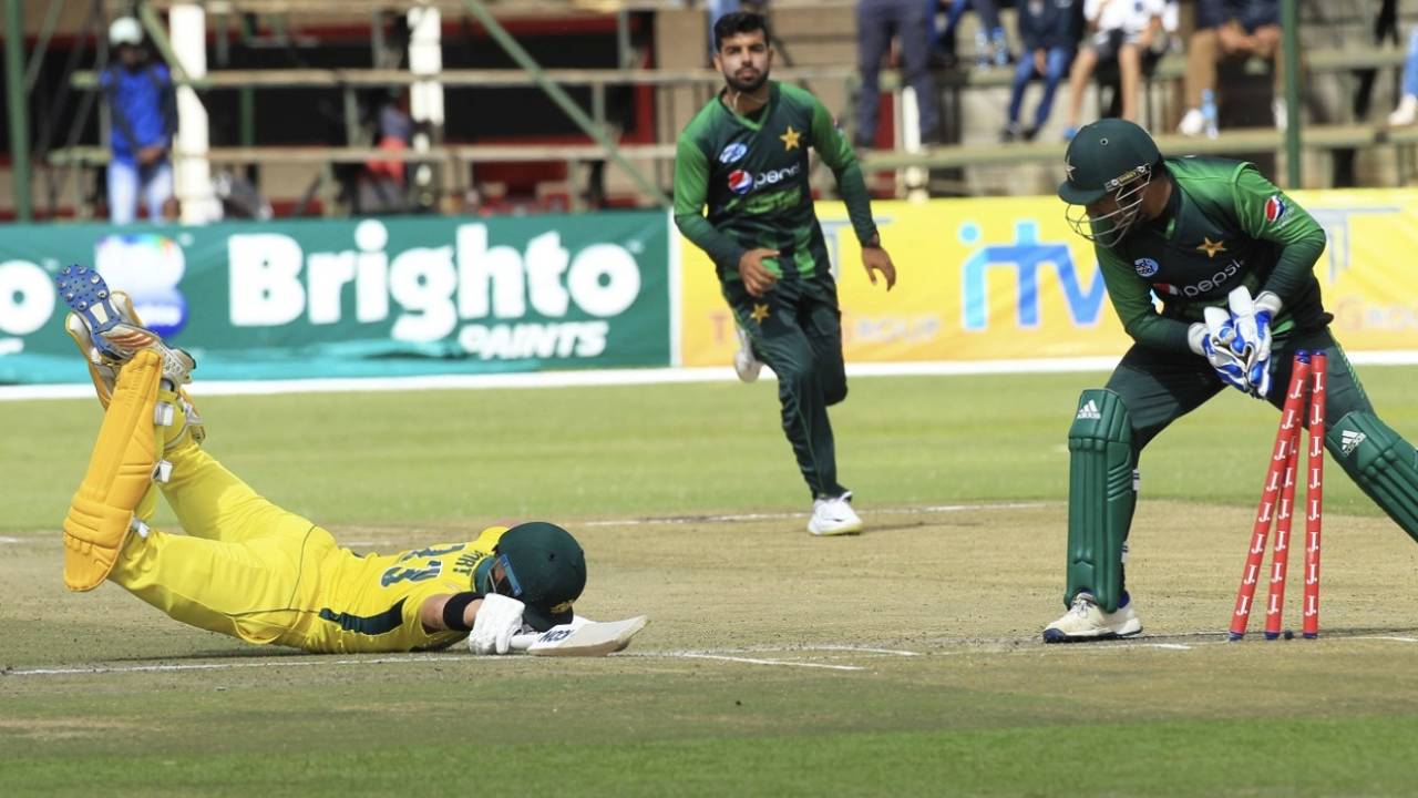 D'Arcy Short survives a run out, Australia v Pakistan, Zimbabwe tri-series final, Harare, July 8, 2018