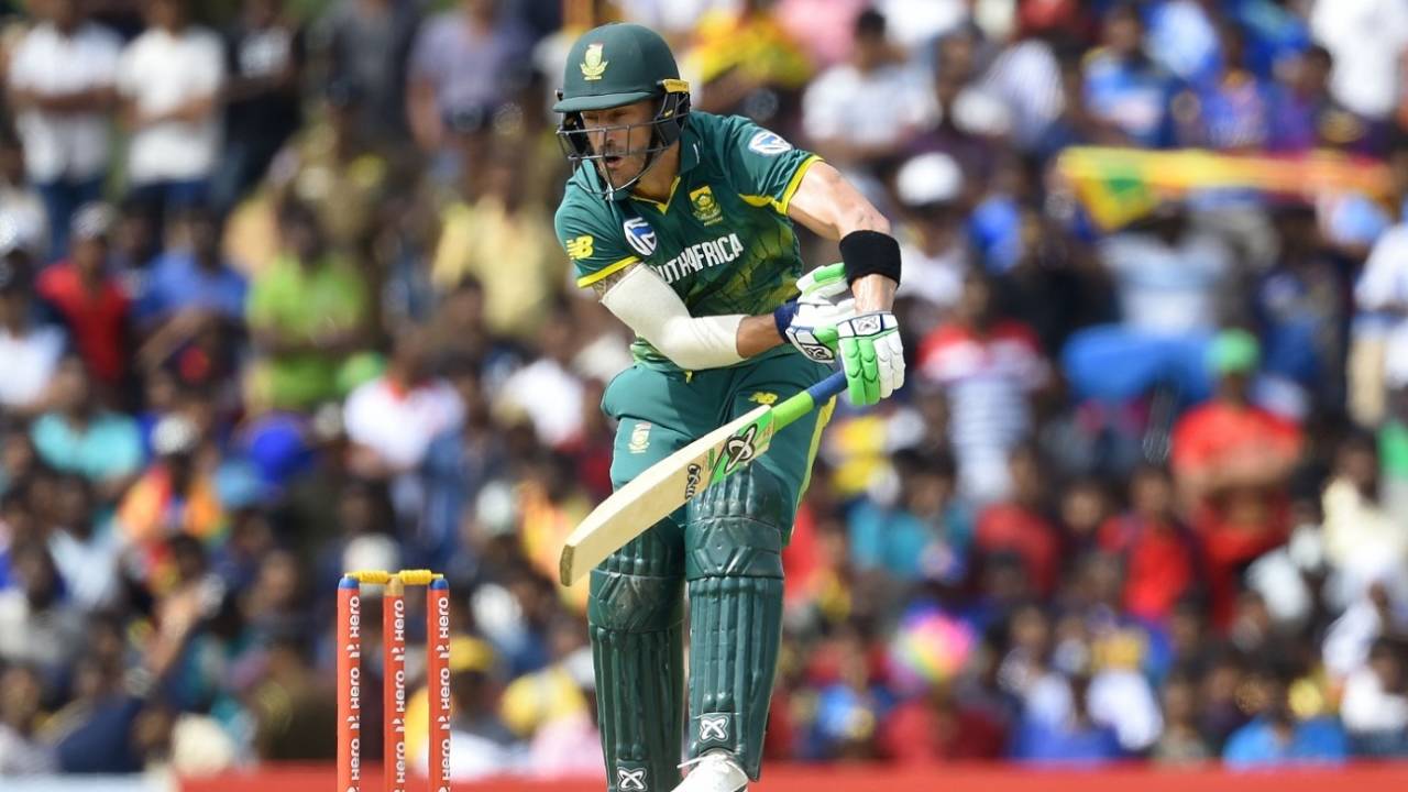 Faf du Plessis jumps to deal with the bounce , Sri Lanka v South Africa, 1st ODI, Dambulla, July 29, 2018