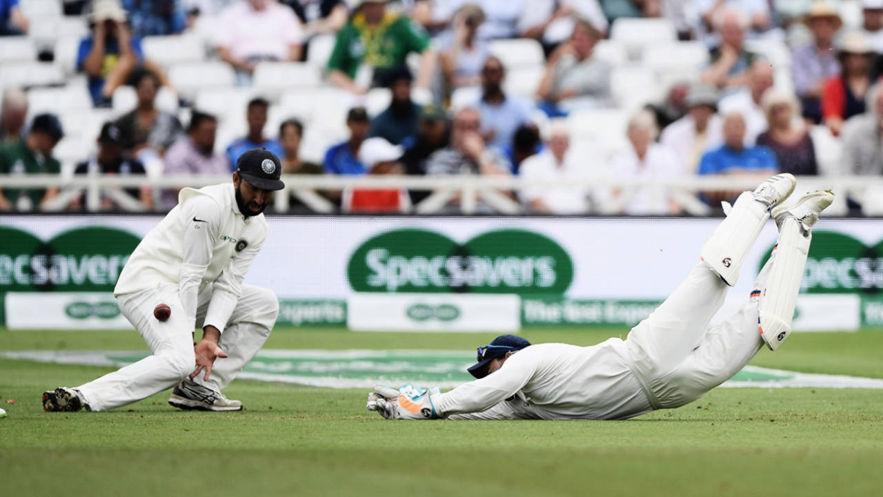 A diving Rishabh Pant fails to latch on to a chance, England v India, 3rd Test, Trent Bridge, 4th day, August 21, 2018
