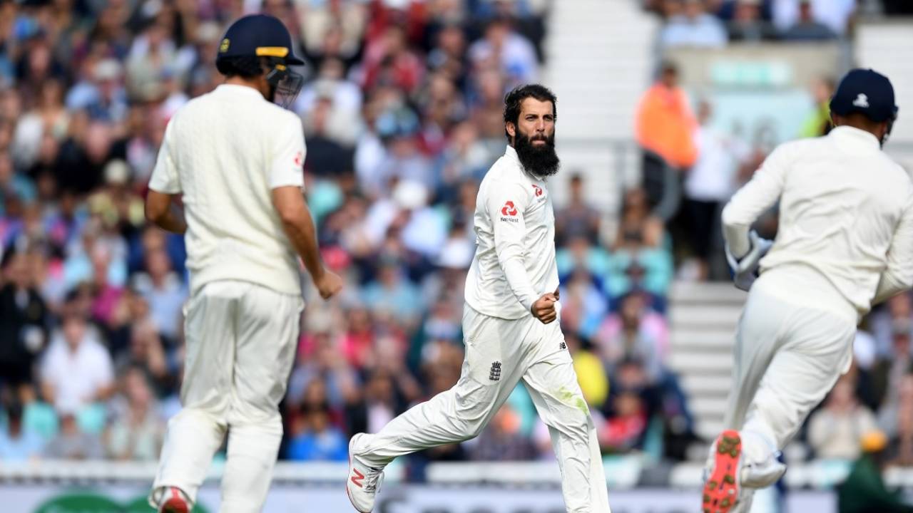 Moeen Ali celebrates a wicket, England v India, 5th Test, The Oval, 3rd day, September 9, 2018