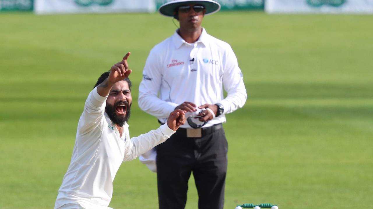Ravindra Jadeja goes up in appeal, England v India, 5th Test, The Oval, 3rd day, September 9, 2018