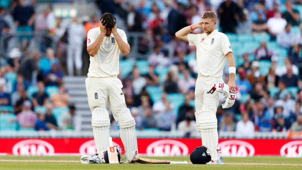 Alastair Cook and Joe Root take a break, England v India, 5th Test, The Oval, 3rd day, September 9, 2018