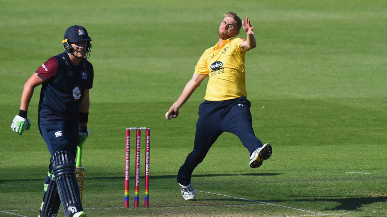 Olly Stone in his delivery stride, Northants v Birmingham, T20 Blast, Wantage Road, August 5, 2018